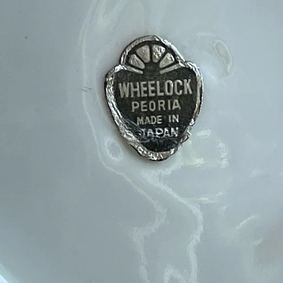 Vintage 3D rose plate 6" - Picture 12 of 12